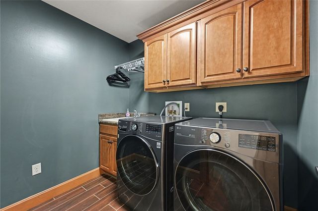 1215 Daylily Way, Troy, OH 45373