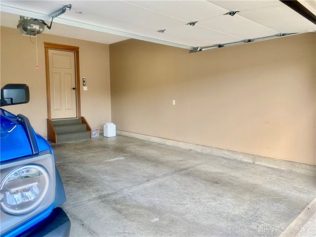 1215 Daylily Way, Troy, OH 45373