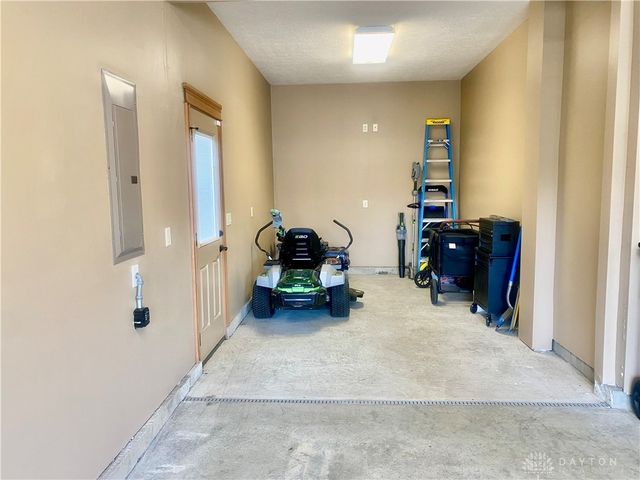 1215 Daylily Way, Troy, OH 45373