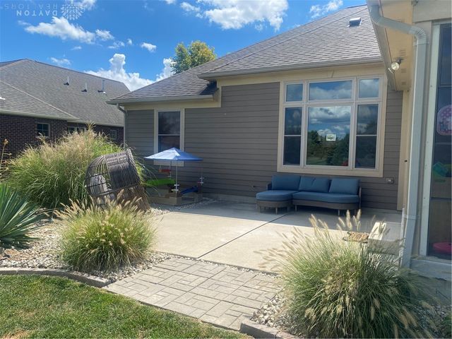 1215 Daylily Way, Troy, OH 45373