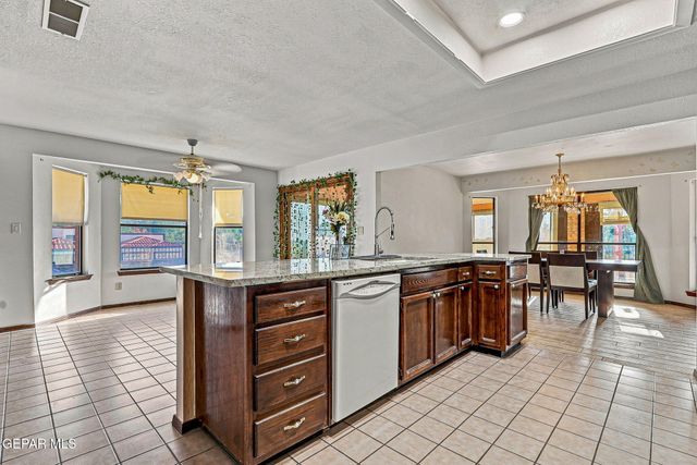 801 BELLA CUMBRE Drive, El Paso, TX 79912