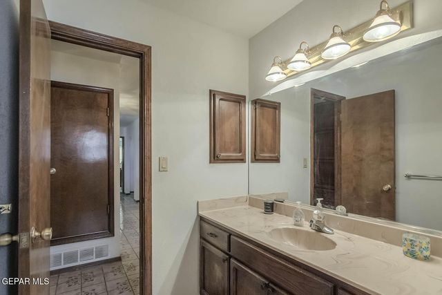 801 BELLA CUMBRE Drive, El Paso, TX 79912