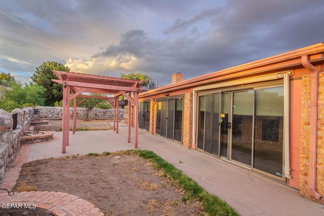 801 BELLA CUMBRE Drive, El Paso, TX 79912