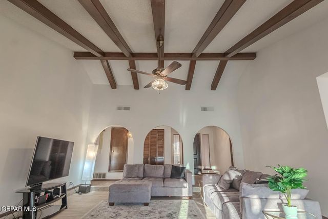 801 BELLA CUMBRE Drive, El Paso, TX 79912