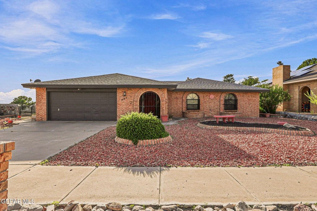 801 BELLA CUMBRE Drive, El Paso, TX 79912