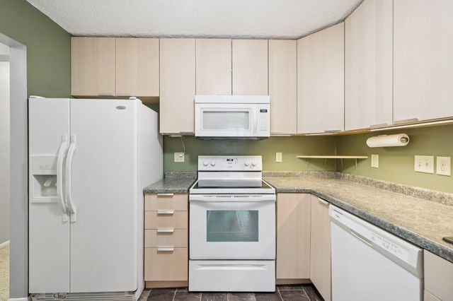 2200 Nevada Avenue S 316, Saint Louis Park, MN 55426