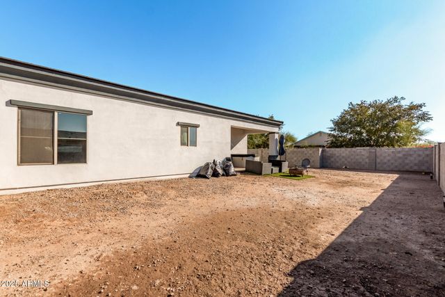 12459 W LOBO Drive, Arizona City, AZ 85123