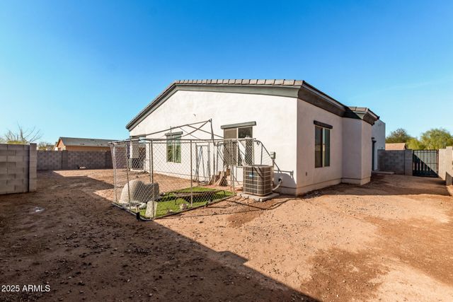 12459 W LOBO Drive, Arizona City, AZ 85123