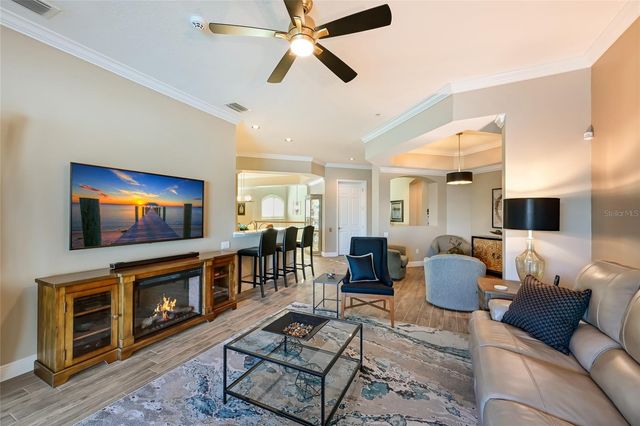 6523 MOORINGS POINT CIRCLE 202, Lakewood Ranch, FL 34202