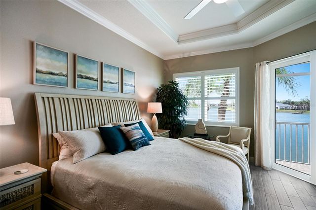 6523 MOORINGS POINT CIRCLE 202, Lakewood Ranch, FL 34202