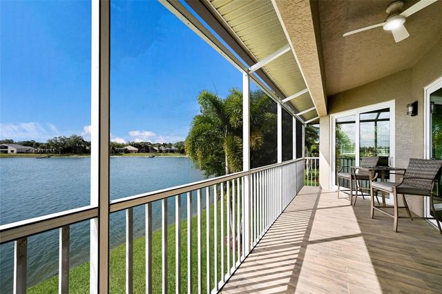 6523 MOORINGS POINT CIRCLE 202, Lakewood Ranch, FL 34202