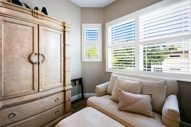 6523 MOORINGS POINT CIRCLE 202, Lakewood Ranch, FL 34202