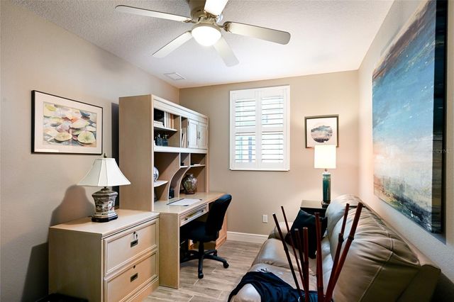 6523 MOORINGS POINT CIRCLE 202, Lakewood Ranch, FL 34202