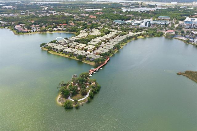 6523 MOORINGS POINT CIRCLE 202, Lakewood Ranch, FL 34202