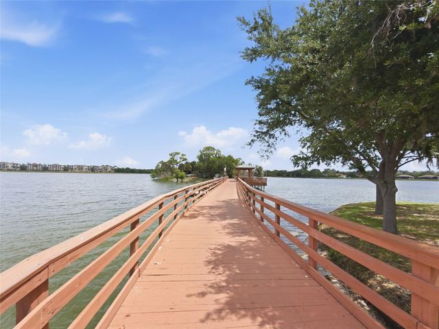 6523 MOORINGS POINT CIRCLE 202, Lakewood Ranch, FL 34202