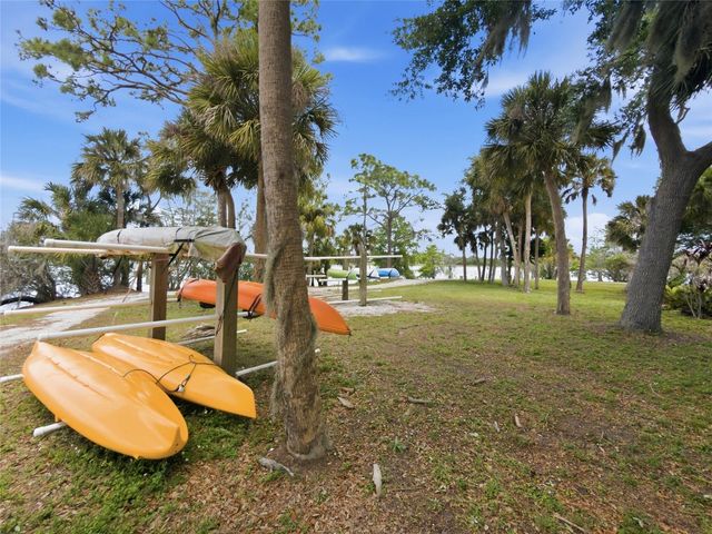 6523 MOORINGS POINT CIRCLE 202, Lakewood Ranch, FL 34202