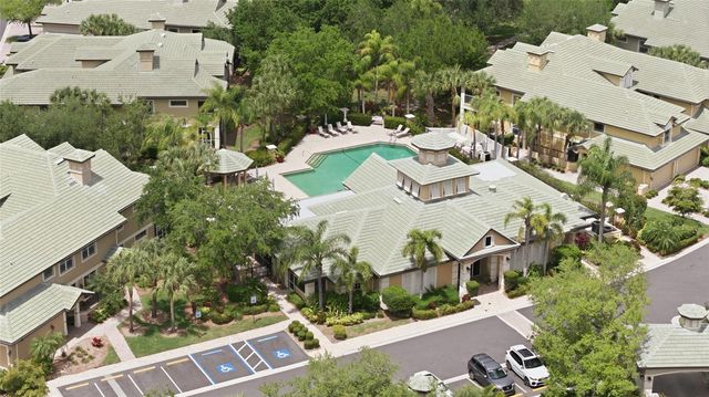 6523 MOORINGS POINT CIRCLE 202, Lakewood Ranch, FL 34202