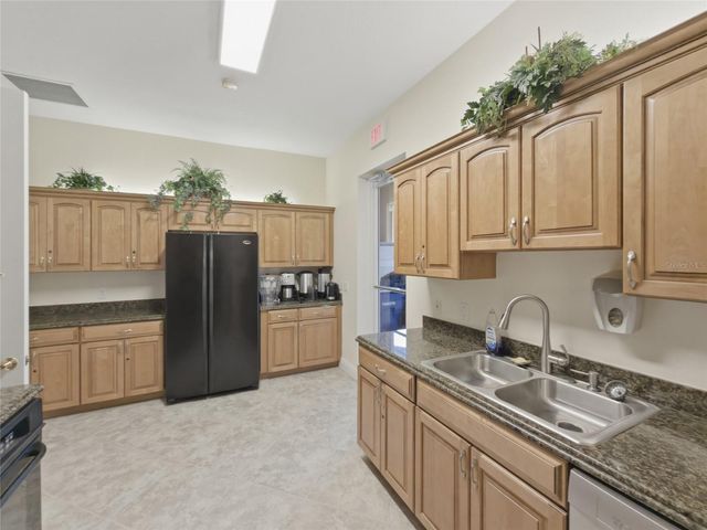 6523 MOORINGS POINT CIRCLE 202, Lakewood Ranch, FL 34202