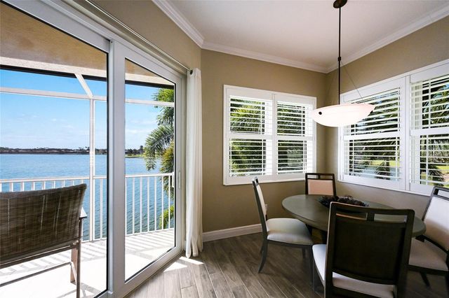 6523 MOORINGS POINT CIRCLE 202, Lakewood Ranch, FL 34202