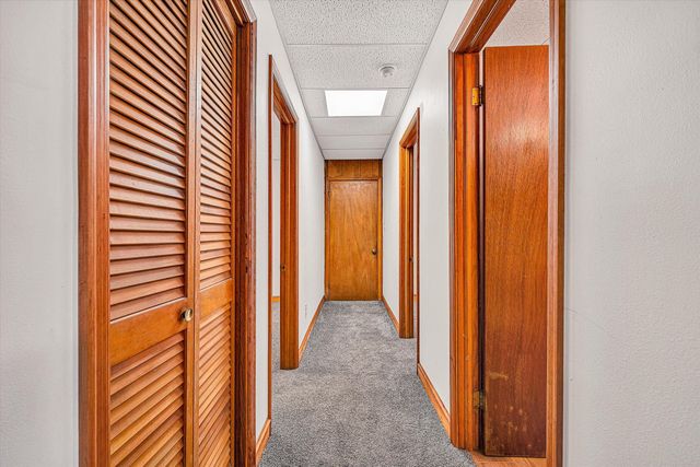 182 Dogwood LN, Troutville, VA 24175