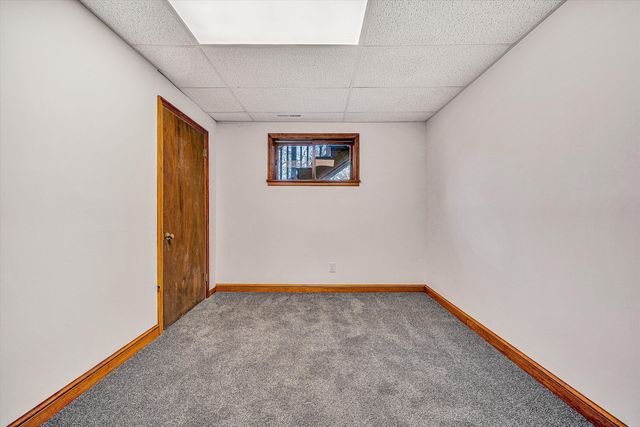 182 Dogwood LN, Troutville, VA 24175