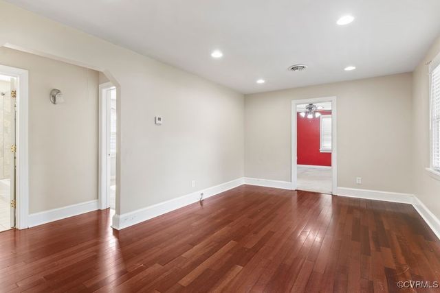 5811 Hermitage Rd, Henrico, VA 23228