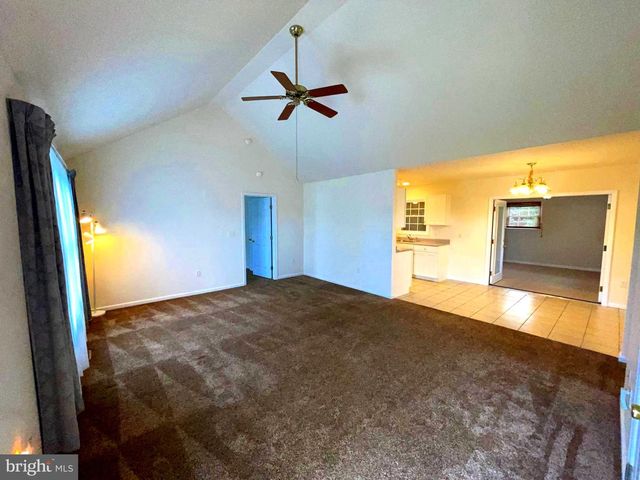 28 CIRCLE DR W, Milton, DE 19968