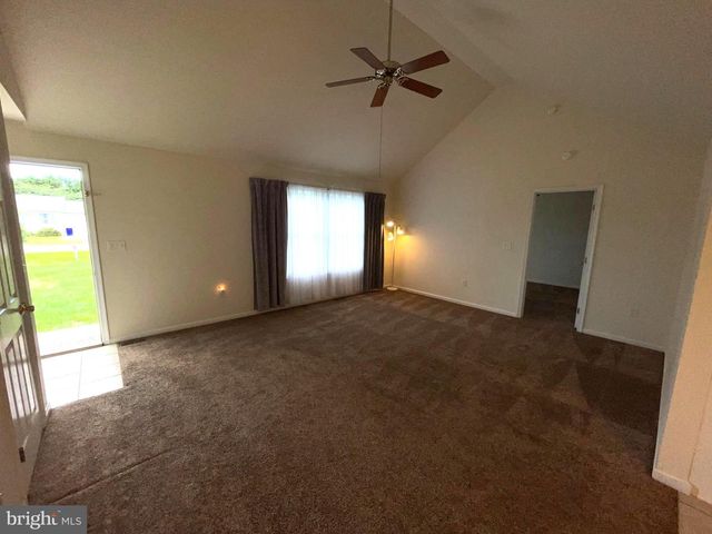 28 CIRCLE DR W, Milton, DE 19968