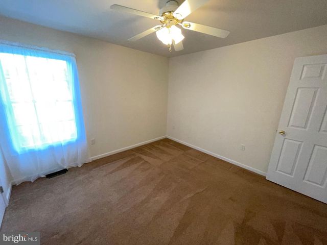 28 CIRCLE DR W, Milton, DE 19968