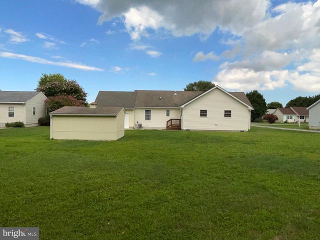 28 CIRCLE DR W, Milton, DE 19968