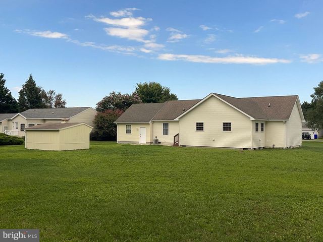 28 CIRCLE DR W, Milton, DE 19968