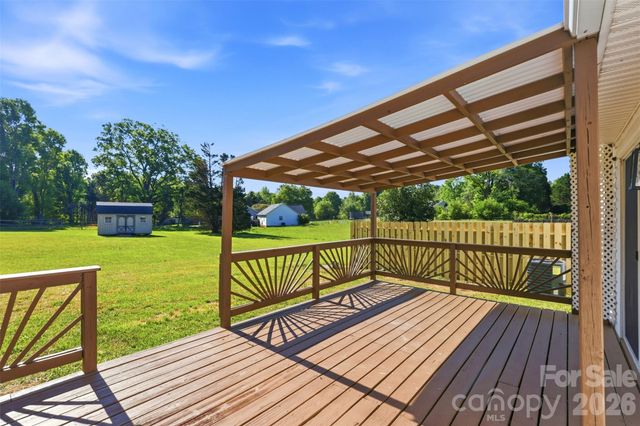 612 Meadowview Drive, Monroe, NC 28110