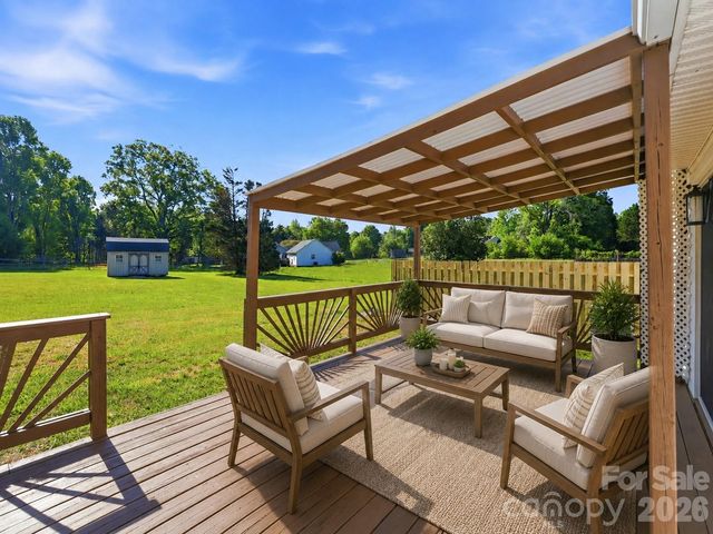 612 Meadowview Drive, Monroe, NC 28110