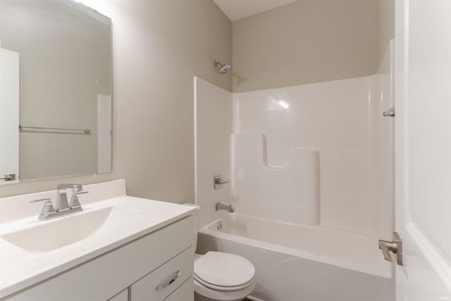 3011 Torboy Drive, Evansville, IN 47725