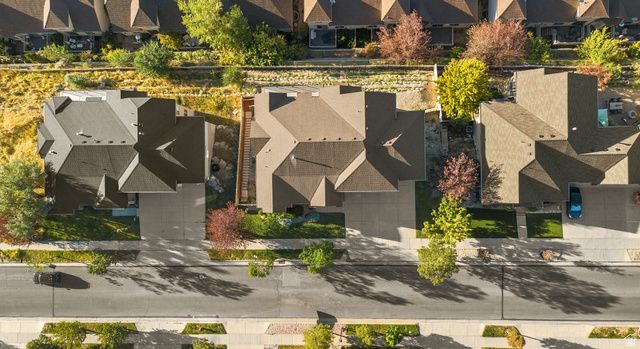 317 E MANILLA DR, Draper, UT 84020