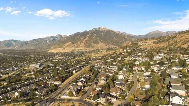 317 E MANILLA DR, Draper, UT 84020