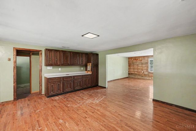 1649 Main Street W, Lewis Twp, OH 45119