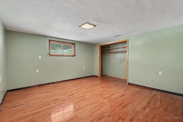 1649 Main Street W, Lewis Twp, OH 45119