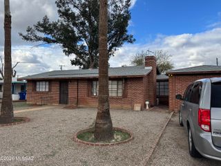 4035 E Alhambra Place, Tucson, AZ 85711