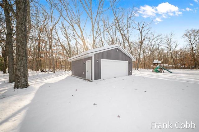2511 Chestnut Trail, Muskegon, MI 49442