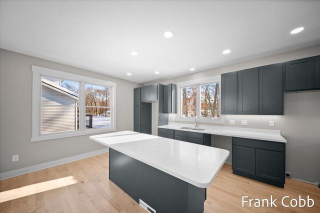 2511 Chestnut Trail, Muskegon, MI 49442