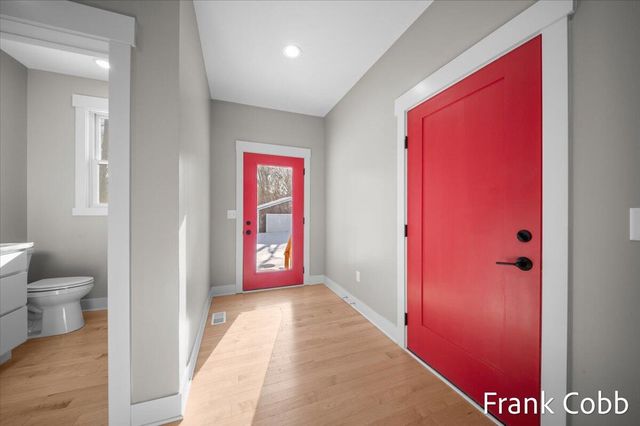 2511 Chestnut Trail, Muskegon, MI 49442