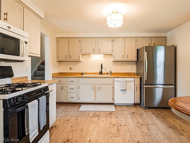 9386 Gettysburg Drive, Twinsburg, OH 44087