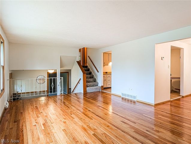 9386 Gettysburg Drive, Twinsburg, OH 44087