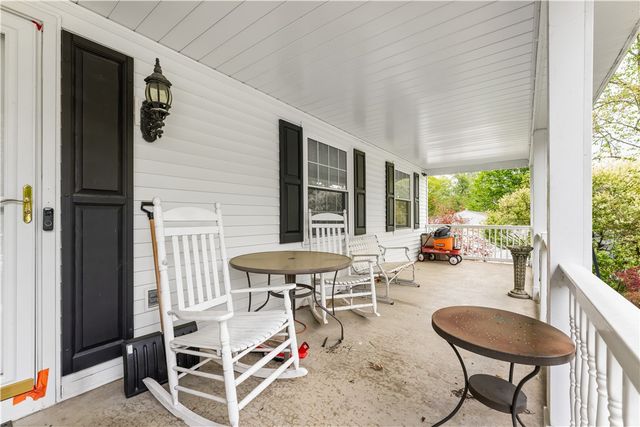 304 Carmell Drive, Upper St Clair, PA 15241