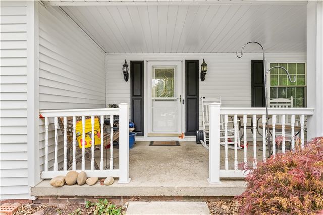 304 Carmell Drive, Upper St Clair, PA 15241
