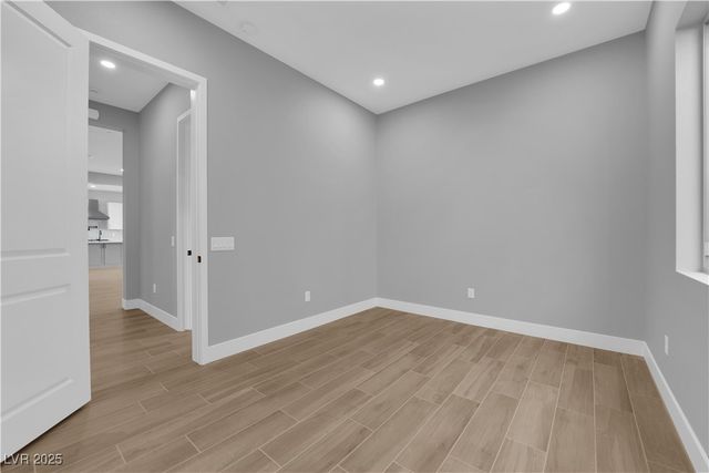 10648 Stone Ledge Avenue, Las Vegas, NV 89135