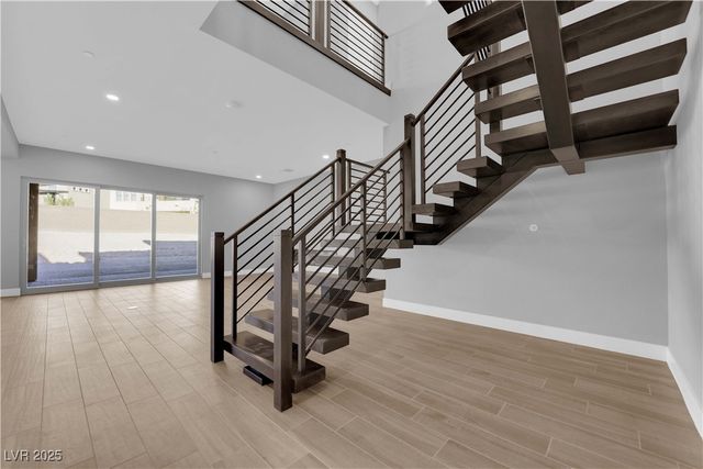 10648 Stone Ledge Avenue, Las Vegas, NV 89135