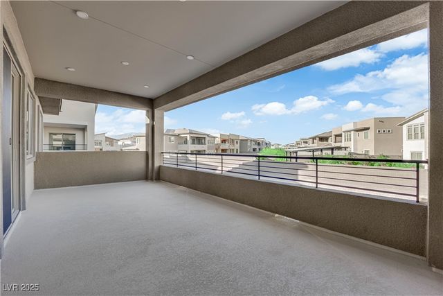 10648 Stone Ledge Avenue, Las Vegas, NV 89135