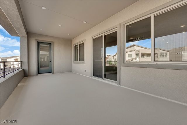 10648 Stone Ledge Avenue, Las Vegas, NV 89135